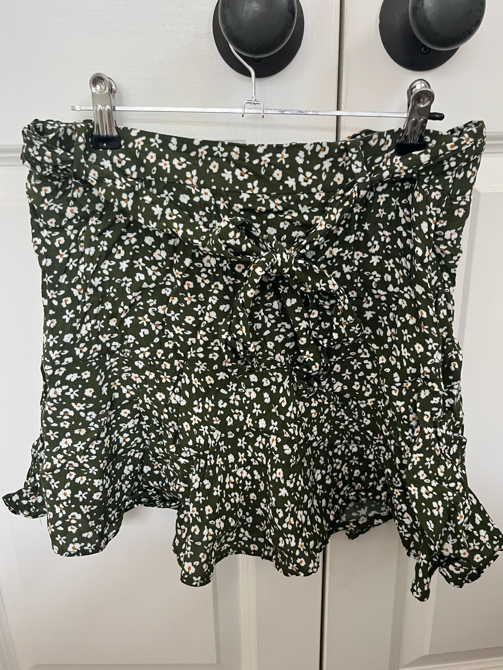 Zara Olive Green Floral Tie-Waist Mini Skort